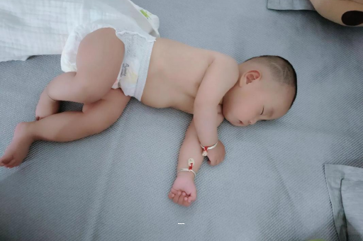 滑县宝宝咳嗽发烧拉肚子